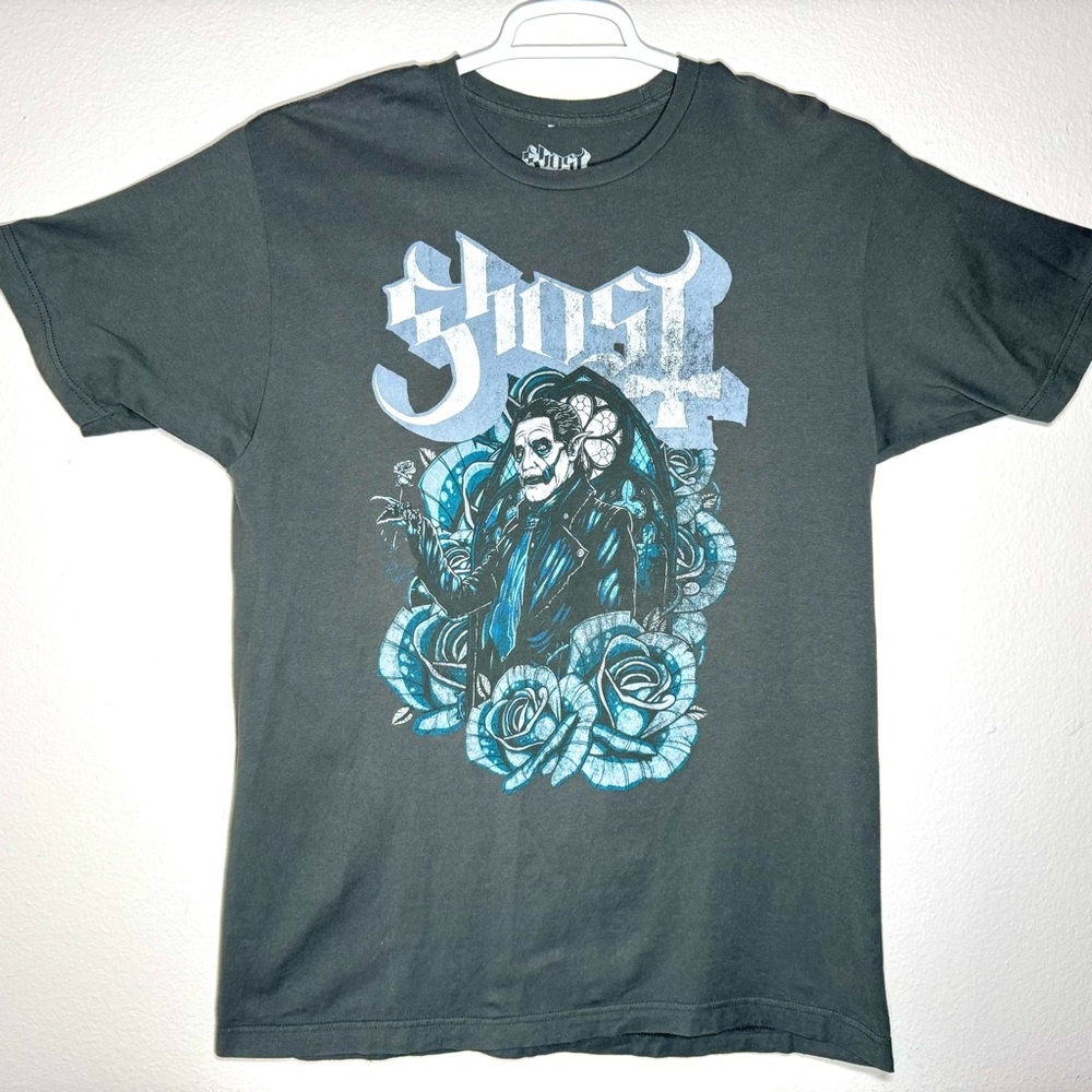 Ghost Blue Roses Floral Boyfriend Fit Women’s T-Shirt Size XL Gray